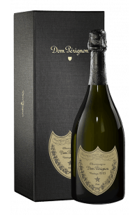Champagne Dom Pérignon Vintage 2013 with gift box